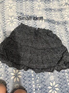 Black Micro-Print Ruffle Mini Skirt - Unbranded